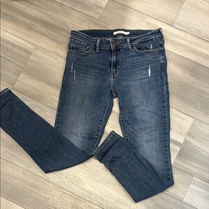 Levi's Dark Blue Women's 711 Skinny Jeans size 28